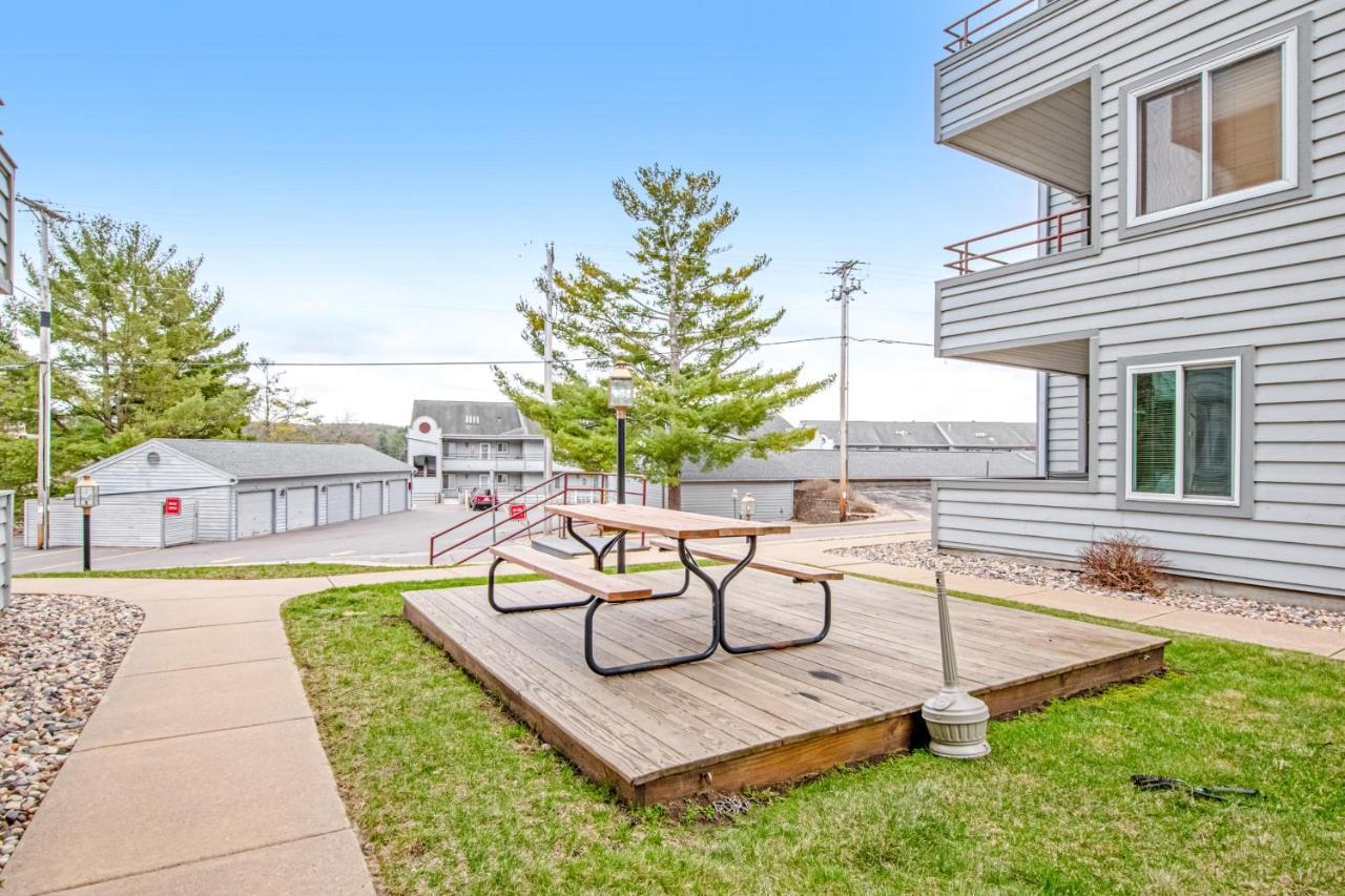Lighthouse Cove Condo Resort Wisconsin Dells Exterior photo